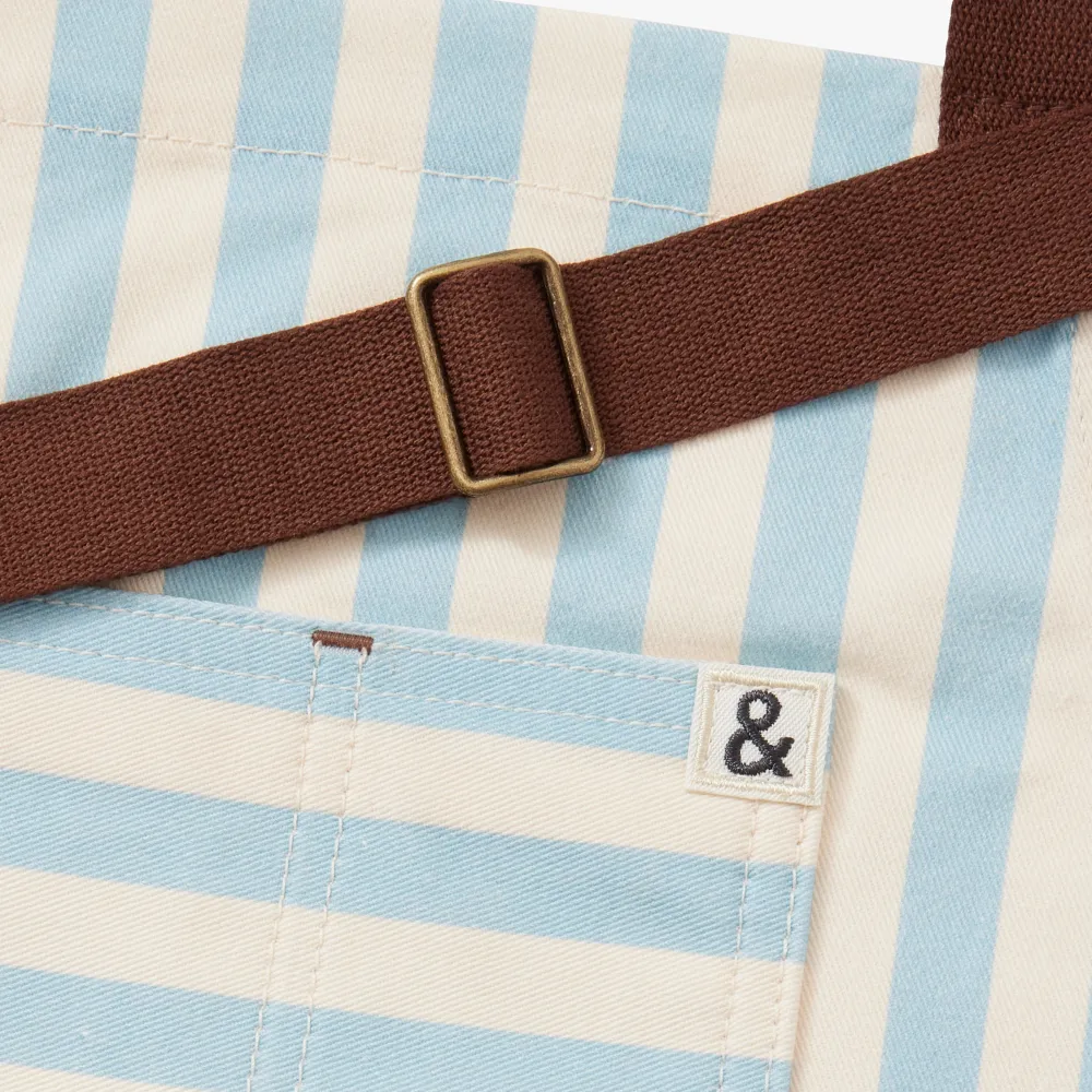 Clearance Essential Apron Foodie Essential