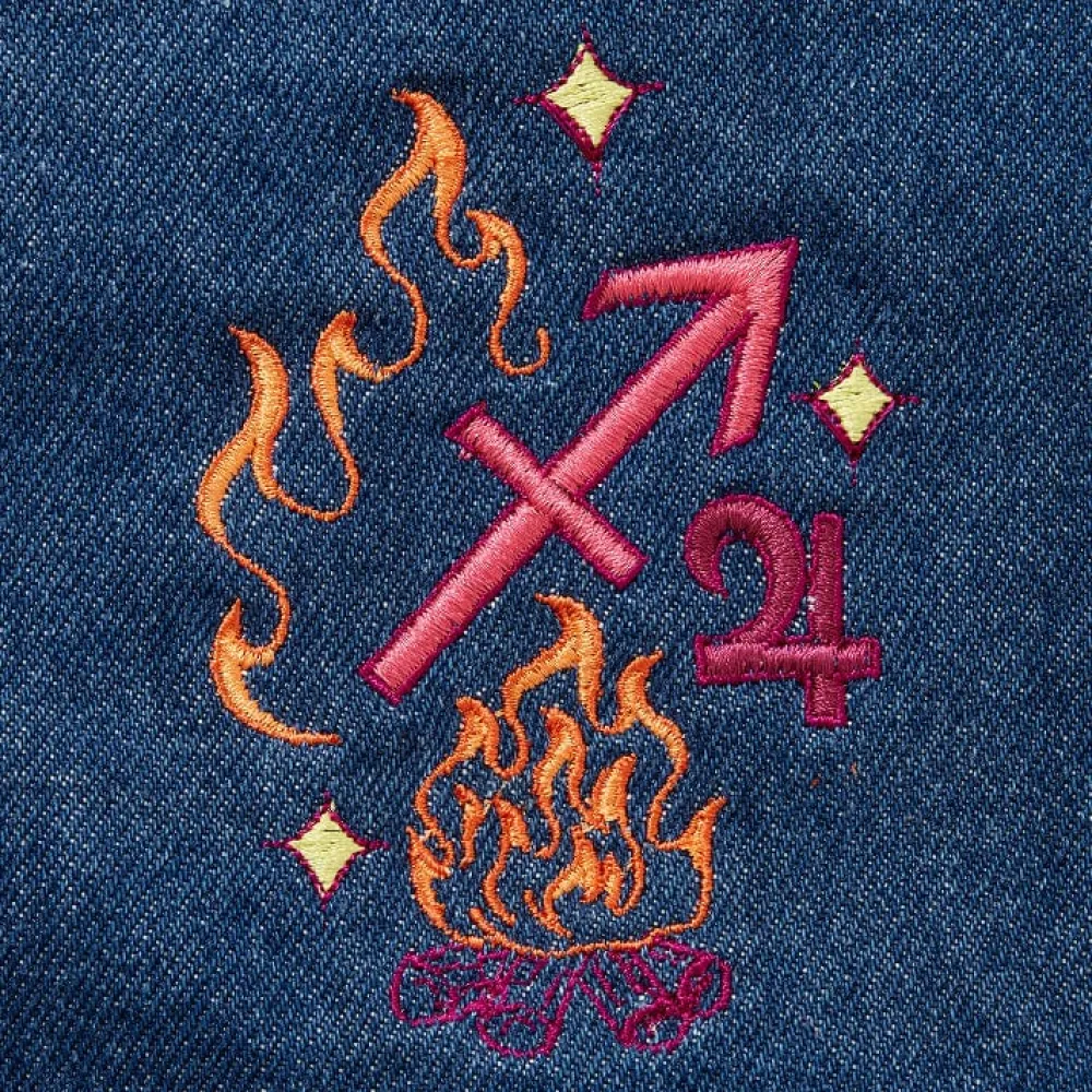 New Essential Apron Zodiac Essential
