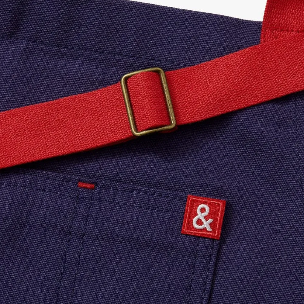 Online MLB™ Essential Apron Essential