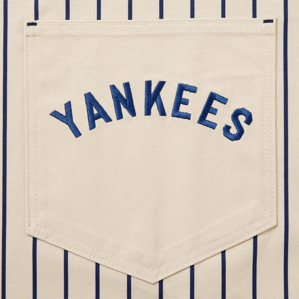 Online MLB™ Essential Apron Essential