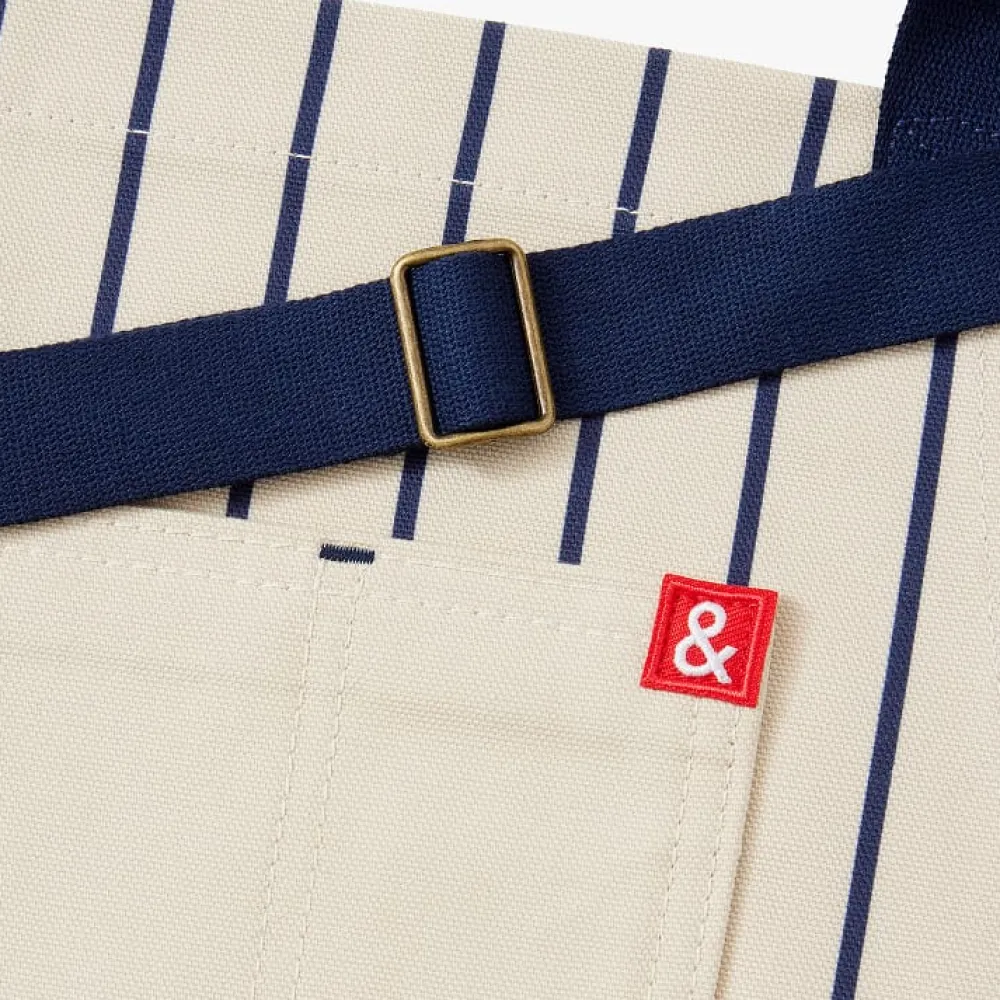 Online MLB™ Essential Apron Essential
