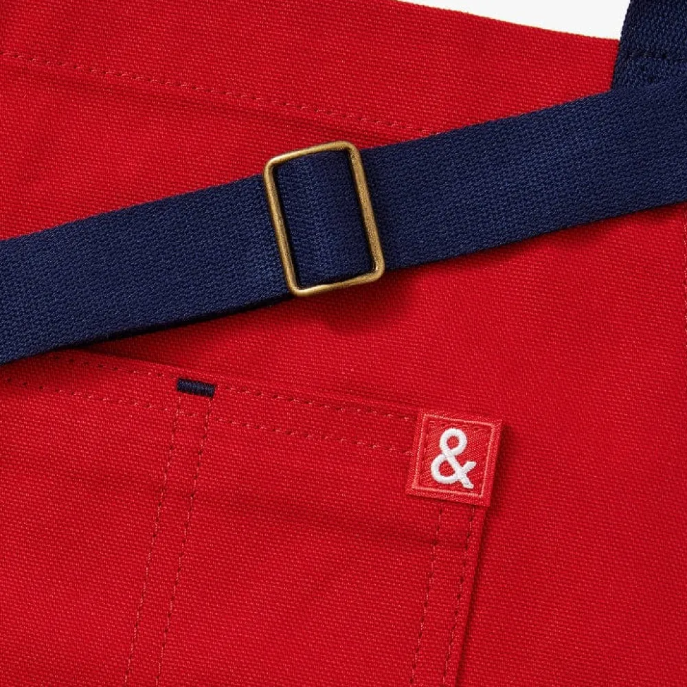 MLB™ Essential Apron Essential