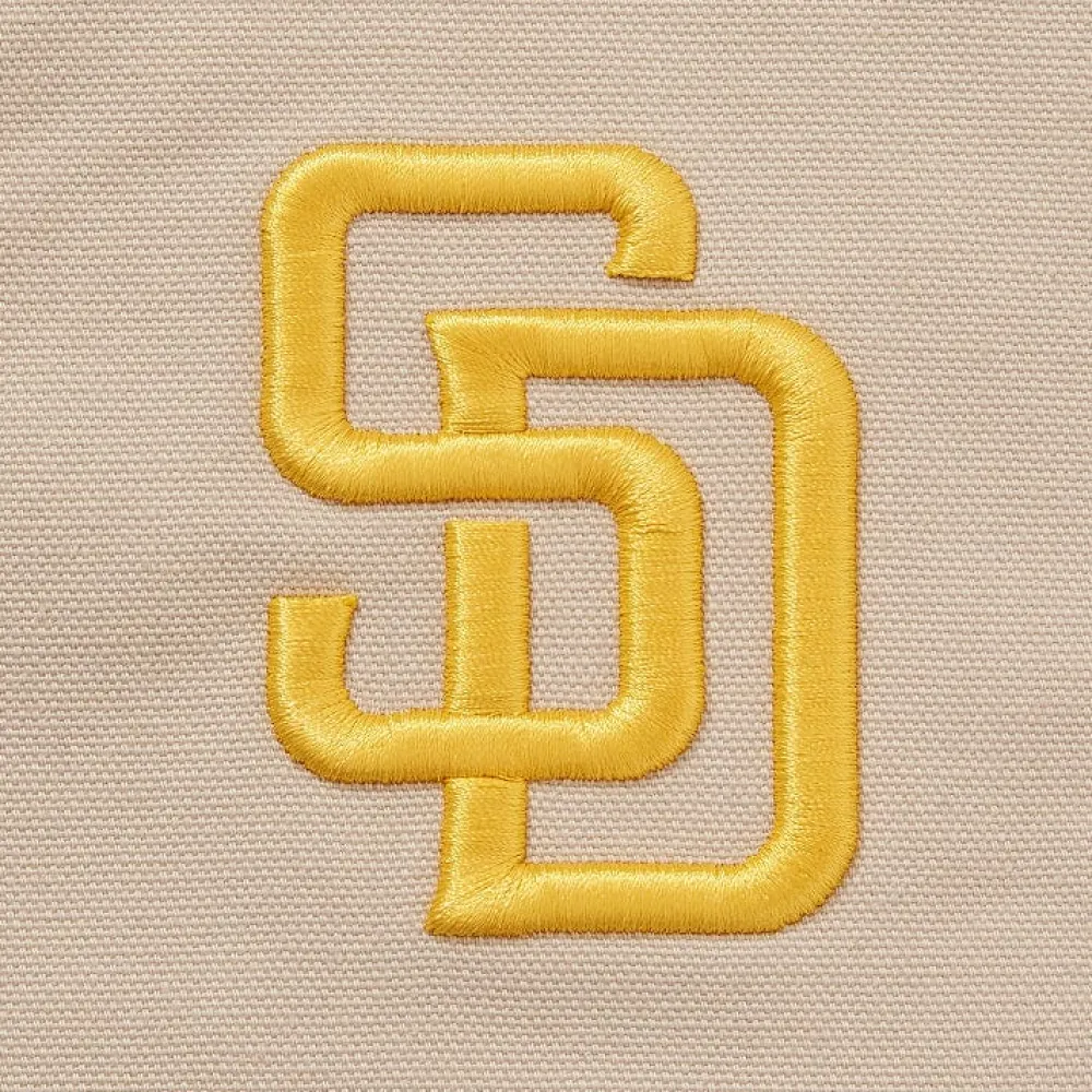 MLB™ Essential Apron Essential