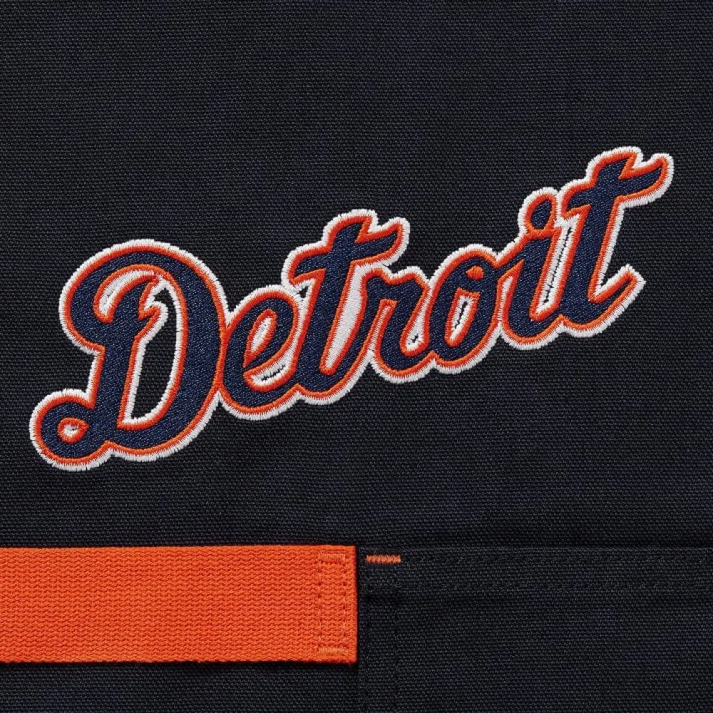 MLB™ Essential Apron Essential