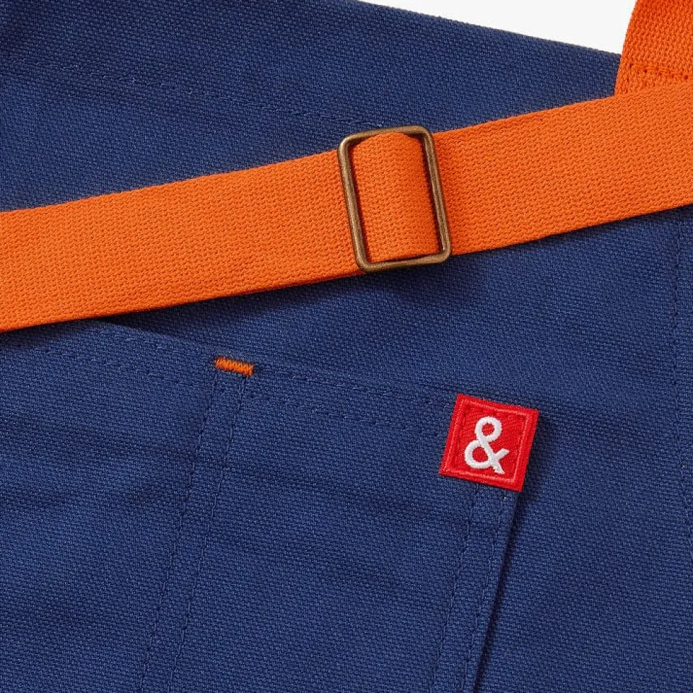 MLB™ Essential Apron Essential
