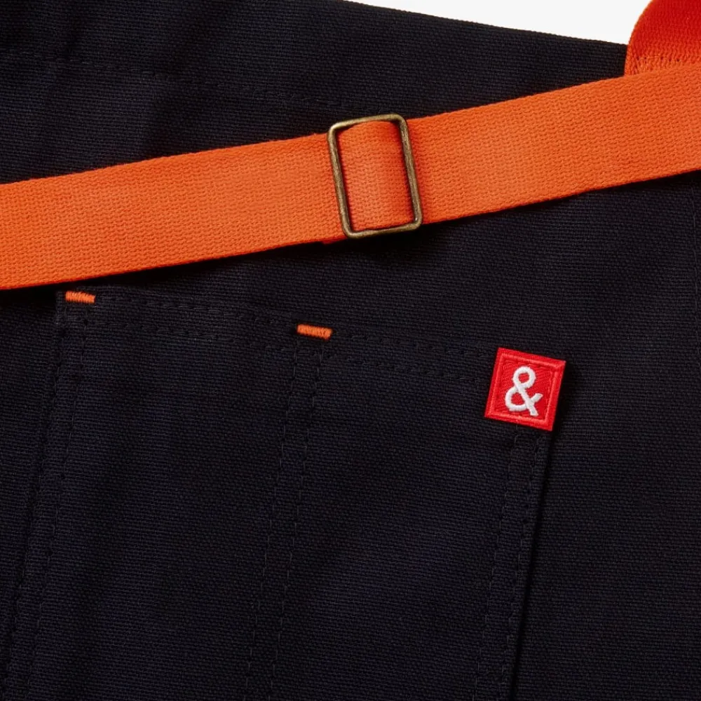 Online NFL Essential Apron Essential