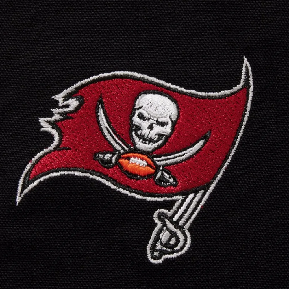 New NFL Essential Apron Essential